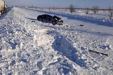 В Борском районе иномарка на полном ходу улетела в кювет