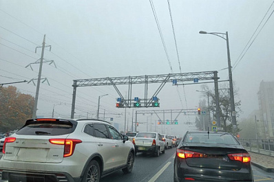 2 апреля на въезде в Самару Московское шоссе сковала пробка