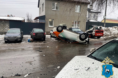 В Самарской области произошло массовое ДТП с тремя фурами