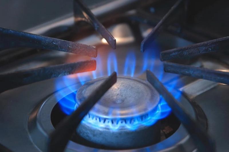 Аналитик Митрахович рассказал о факторах, влияющих на цены на газ в Европе