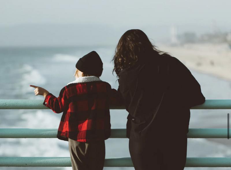 Россиянам рассказали, можно ли изменить фамилию ребенка, если один из родителей против