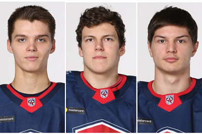 Хоккейную "Ладу" покинули защитник и двое нападающих