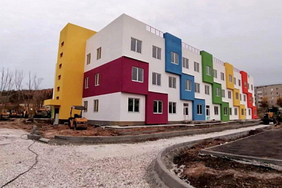 Готовность возводимого в Жигулевске детского сада превысила 70 % 