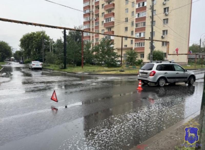 В Самаре женщина пострадала в аварии с "Калиной" и "Приорой"