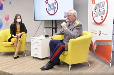 Юнармейцы встретились с генерал-майором МВД России в отставке Александром Шаховым