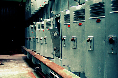 Ребенок прикоснулся к проводам: суд принял решение по делу о смертельной халатности электрика