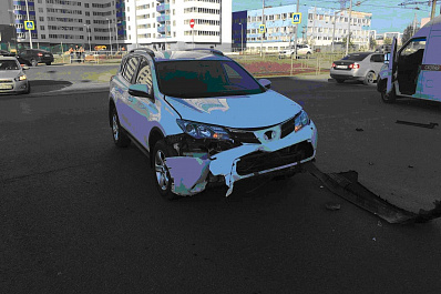 Внедорожник сбил мотоциклиста в Самаре