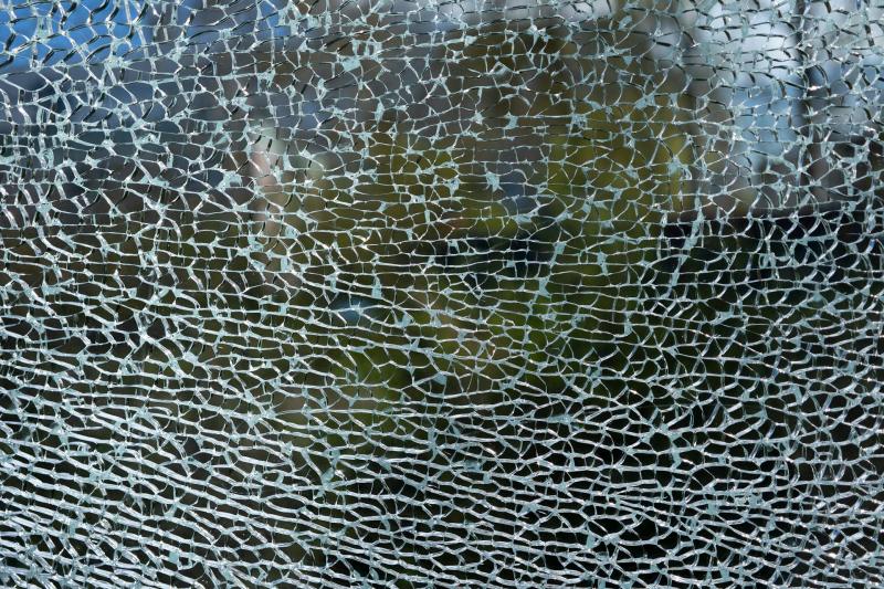 В Самаре хулиганы обстреляли автобус № 22