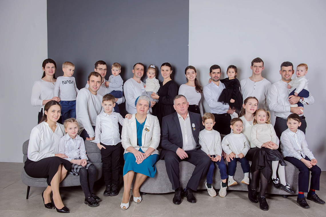 Семья Савиных