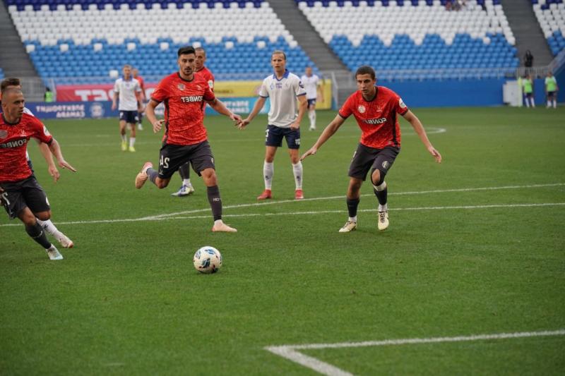 Областное дерби: "Крылья Советов" и "Акрон" сыграли вничью