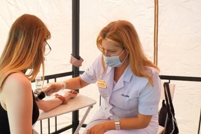 Самарцам рассказали, как на ранней стадии выявить рак кожи