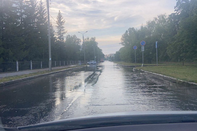 В Тольятти ликвидировано подтопление дороги на ул. Ушакова