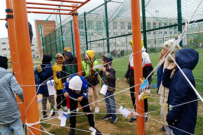 Будущее страны: юные тольяттинские патриоты поучаствовали в "Зарнице"