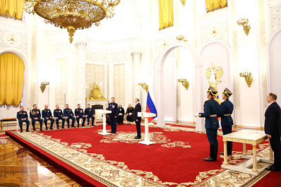 Выпускник Сызранского авиационного училища Ренат Акберов стал Героем России