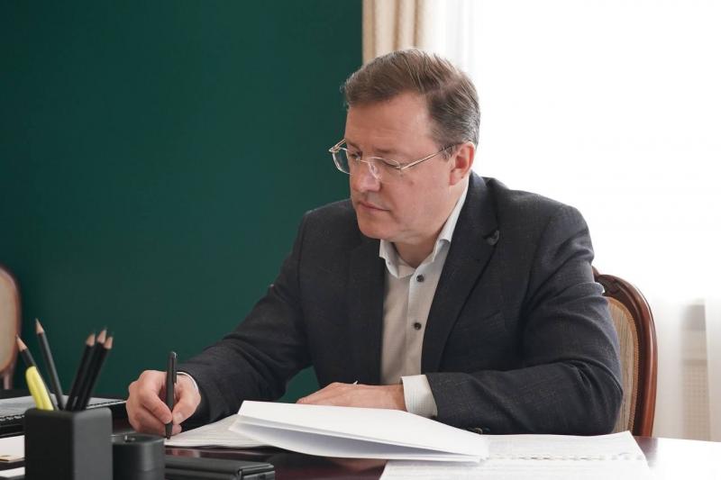 Губернатор Дмитрий Азаров провел встречу с уполномоченным по правам человека в Самарской области Ольгой Гальцовой