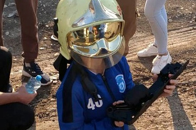 Самарские спасатели помогли ребенку вытащить застрявший в сиденье автобуса палец