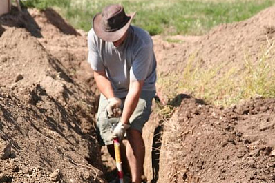 Засыпало землей: в Самаре на рабочем месте скончался мужчина