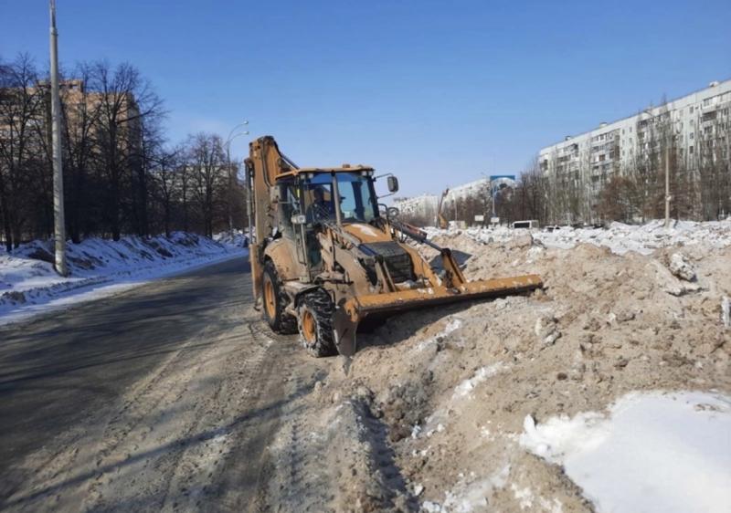 За сутки из Тольятти вывезено 475 кубометров снега