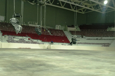 В Самаре в июле начали делать ледовую площадку во Дворце спорта на ул. Молодогвардейской
