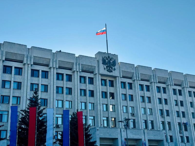 Вячеслав Федорищев - о взрыве гранаты у здания областного Правительства: "Запугать не получится"