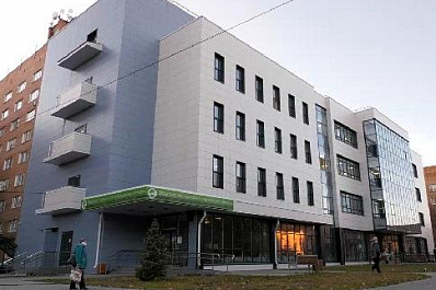 Делегация из других регионов посетила диализный центр в Самаре