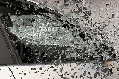 Лоб в лоб: в аварии на трассе в Самарской области погиб взрослый, ребёнок госпитализирован