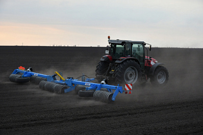 В Самарской области аграрии подготовили к посевной почти 150 тысяч гектаров полей