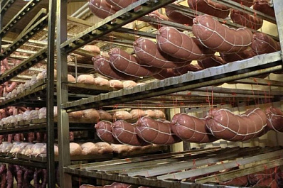 В Самарской области мясокомбинат изготавливает более 1,5 тонны продукции в сутки