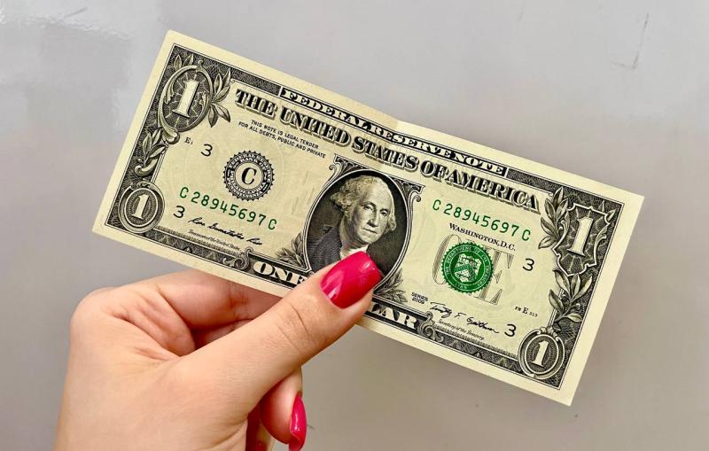 Эксперт рассказал, каким будет курс доллара в 2026 году