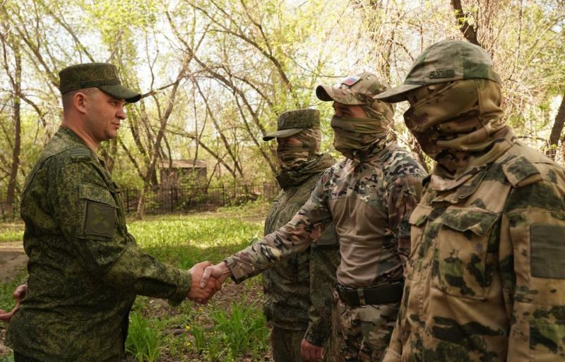 Дело настоящих мужчин: в Самарской области продолжают набирать контрактников