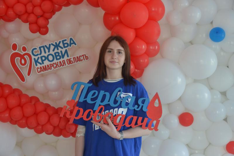 Во Всемирный день донора волонтеры "Единой России" пополнили областной банк крови