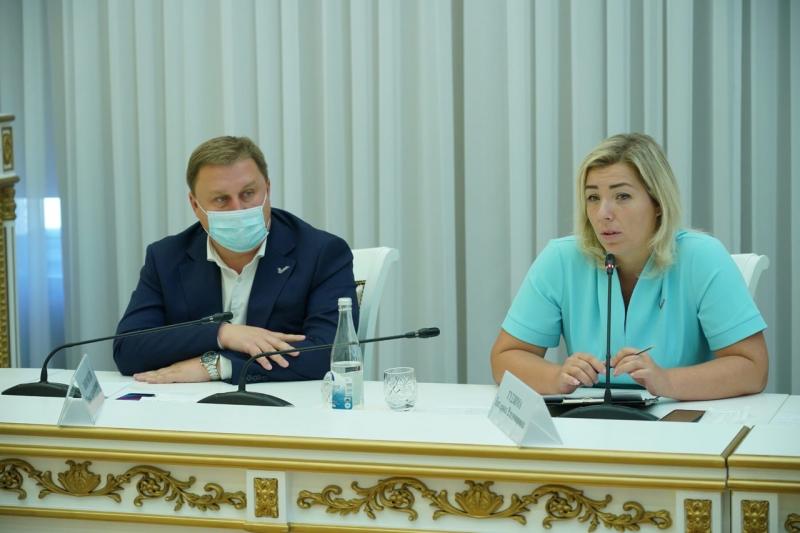 Предметный разговор: Дмитрий Азаров встретился с активистами ОНФ