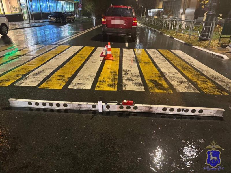 В Ленинском районе Самары водитель сбил женщину и 8-летнего ребенка