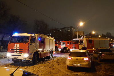 В Самаре ночью сгорел огромный гаражный массив