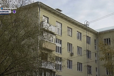 От кровли до инженерных сетей: в Сызрани приводят в порядок дом по улице Московской