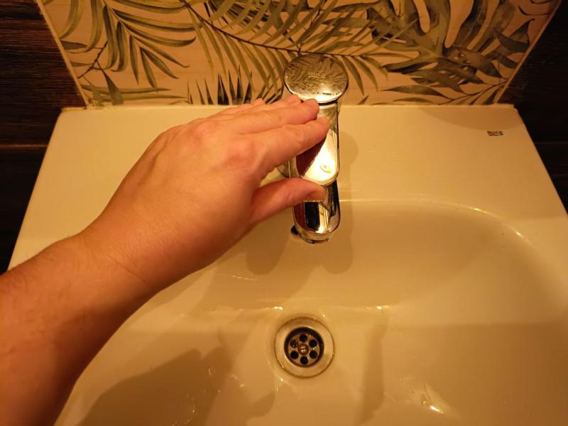 Запаситесь холодной водой: где в Самаре отключат ХВС 25 сентября