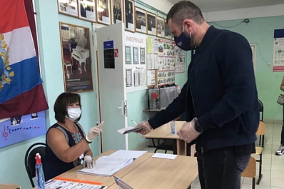 Главврач ковидного госпиталя Тольятти проголосовал по поправкам в Конституцию РФ