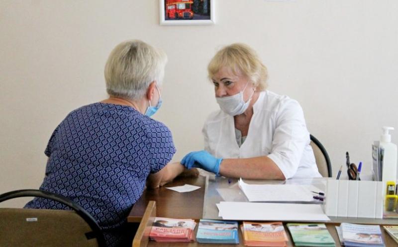 Самарские врачи проконсультировали жителей Чапаевска