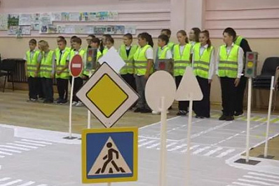 В Рощинском школьникам напомнили основные правила дорожного движения