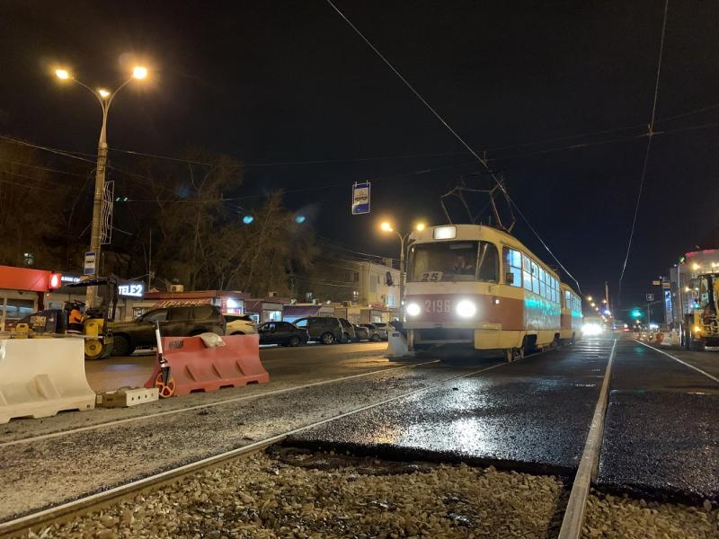 В Самаре начали ремонтировать трамвайное межпутье на проспекте Кирова