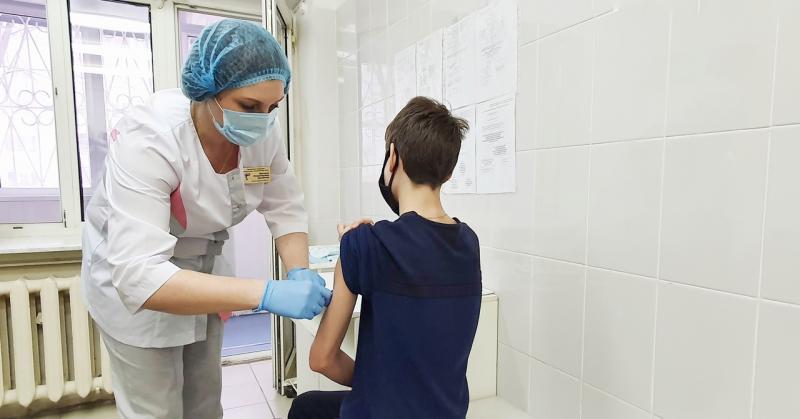 В Самарской области стартовала кампания по добровольной вакцинации подростков