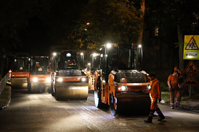 В Самаре за сутки обновили 1,5 км дороги по Красных Коммунаров