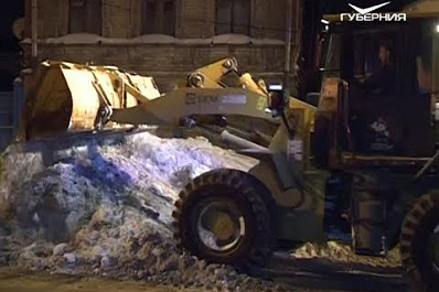 Жители Самары борются с последствиями рекордных снегопадов