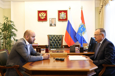 Вячеслав Федорищев провел встречу с руководителем Самарской областной станции переливания крови Сергеем Кузнецовым