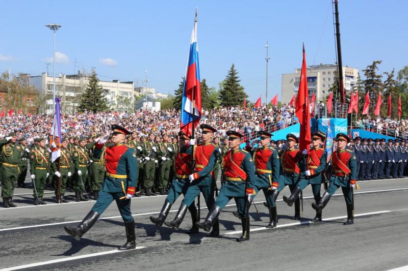 Военный парад, онлайн-шествие "Бессмертного полка" и салют: программа празднования Дня Победы в Самарской области