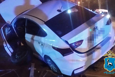 В Тольятти на Приморском бульваре столкнулись две иномарки