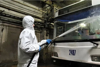 В Тольятти ежедневно дезинфицируют общественный транспорт и следят за чистотой в салоне