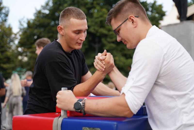 15 000 человек стали гостями центральной площадки Дня физкультурника в Самарской области