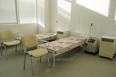 15 человек попали в больницу из-за пищевого отравления в кафе