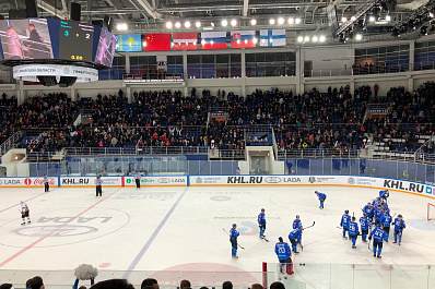 Хоккейная Лада обыграла Северсталь